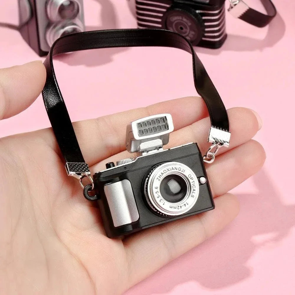 1Pc Miniature Digital SLR Camera for Dollhouse – Doll Accessory for Labubu & Upset Duck Dolls
