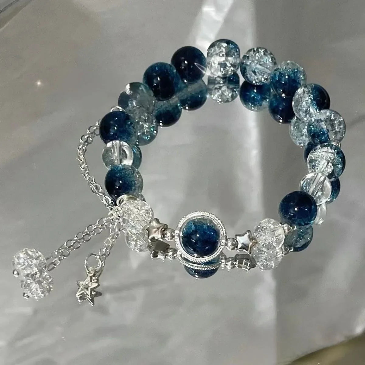 Niche Design Star Chain Tassel Armband Fantasy Blue Crystal Kralen Elastische Touw Armband voor Vrouwen